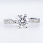 Peg Head Semi-Mount Moissanite Ring