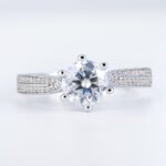 6-Claws Queen Round Moissanite Ring