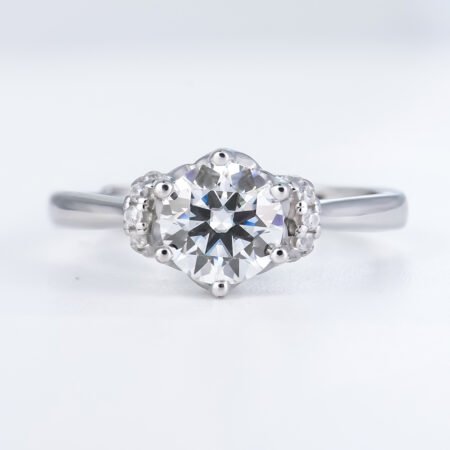 Fashion Special Flower Shape Moissanite Ring
