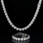 Iced-Out Ice Cube Shaped Link Chain Square