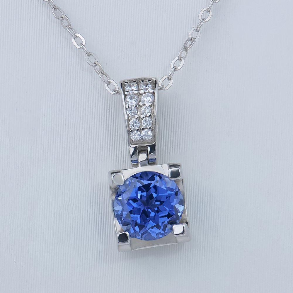 P1307952 拷贝 Lab Grown Sapphire Double Ox Head Pendant 925 Sterling Silver - Image 1