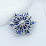 Blue flower brooch - Image 4