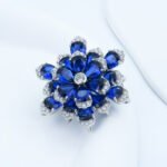 Blue flower brooch - Image 2