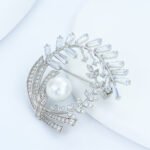 Pearl silver brooch - Image 3