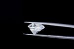 Moissanite White Heart Cut - Image 3
